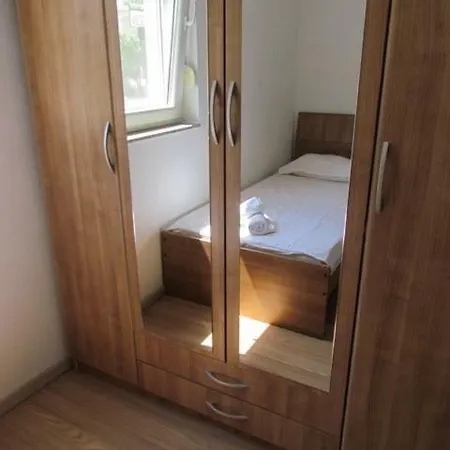 Family Maxim Apartment